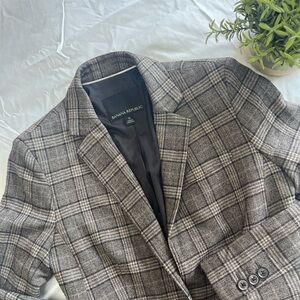 Lightweight Wool Flannel One-Button Women’s Blazer